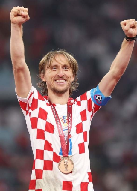 都灵主席开罗颁奖盛赞莫德里奇，忆联赛逆转心绪难平