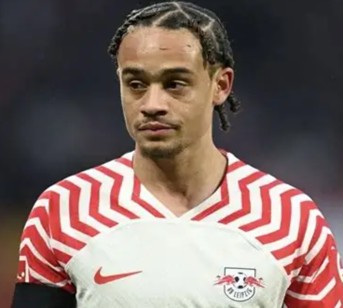 英超焦点战：热刺负利物浦，红牌判罚引关注