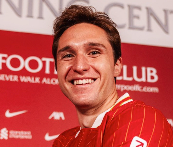 尤文与<a href='/news/tag/401.html' style='color: blue;'>利物浦</a>就基耶萨转会展开博弈:难题待解