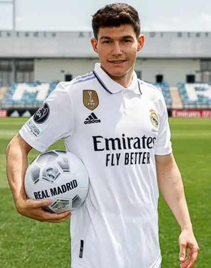 弗兰·加西亚:伤病、成长与回归皇马的<a href='/news/tag/328.html' style='color: blue;'>足球</a>之旅